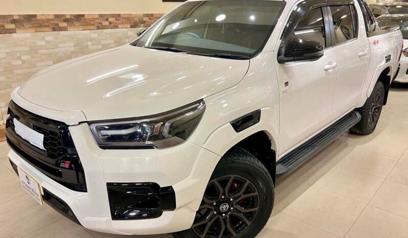 
								2023 TOYOTA REVO GR-S full									