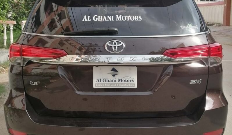 
								2018 TOYOTA FORTUNER 2.8 SIGMA Σ4 full									