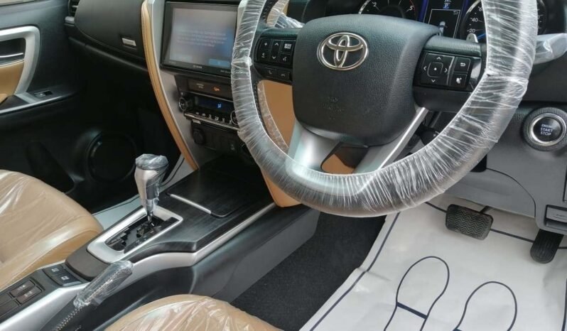 
								2018 TOYOTA FORTUNER 2.8 SIGMA Σ4 full									