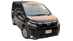 
										TOYOTA VOXY 1.8 HYBRID full									