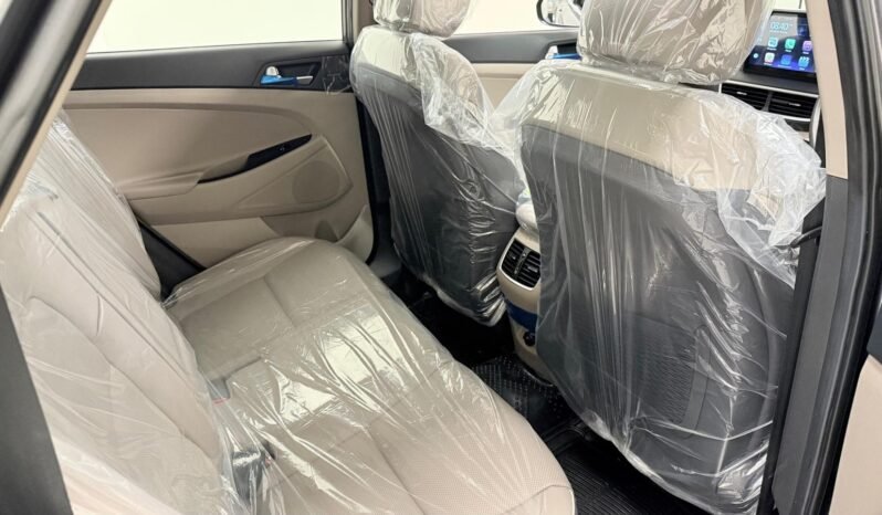 
								2022 HYUNDAI TUCSON 2.0 AWD full									