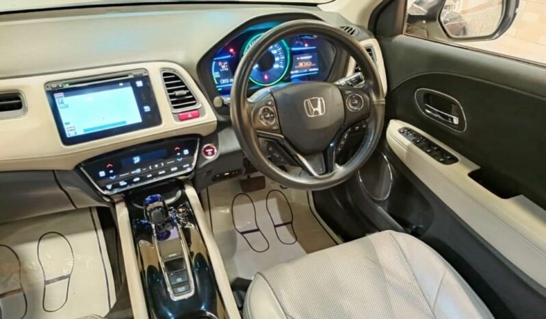 
								2014 HONDA VEZEL HYBRID Z full									