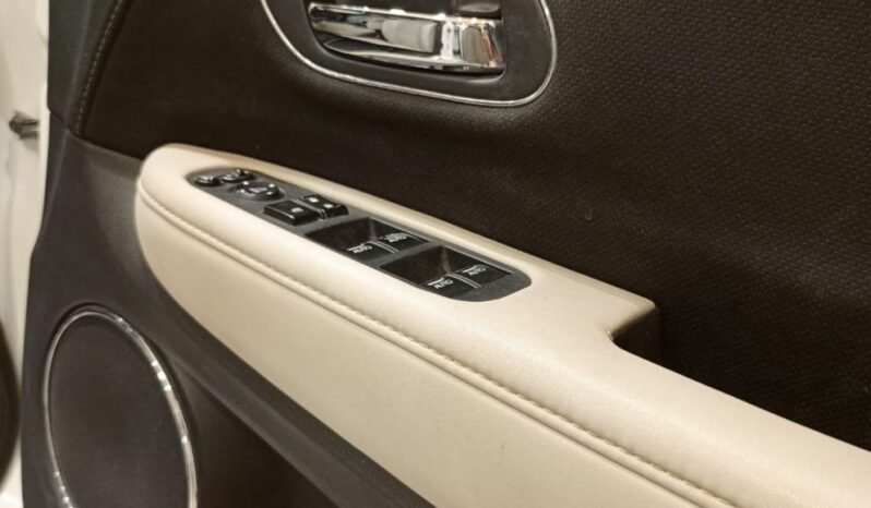 
								2014 HONDA VEZEL HYBRID Z full									