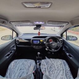 
										2019 TOYOTA VITZ full									