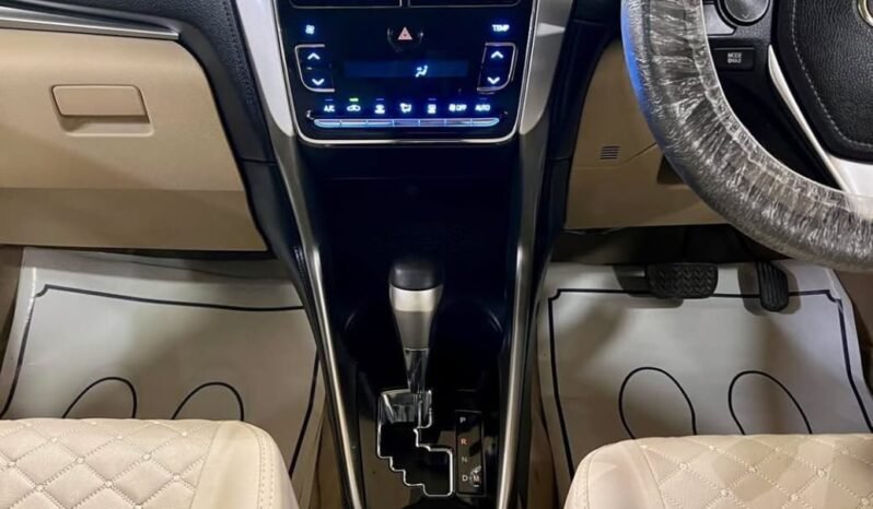 
								TOYOTA YARIS 1.5 ATIV CVT-I full									