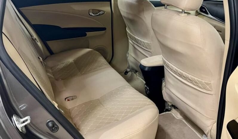 
								TOYOTA YARIS 1.5 ATIV CVT-I full									