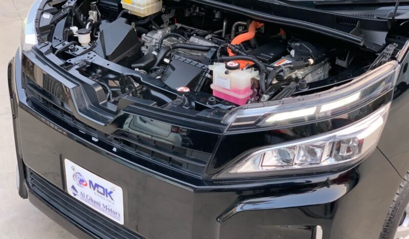 
								TOYOTA VOXY 1.8 HYBRID full									