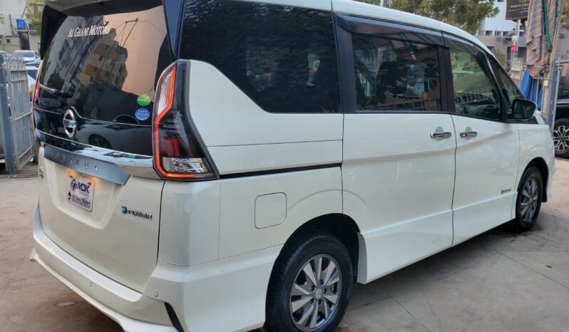 
								2019 NISSAN SERENA HIGHWAY STAR full									
