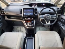 
										2019 NISSAN SERENA HIGHWAY STAR full									