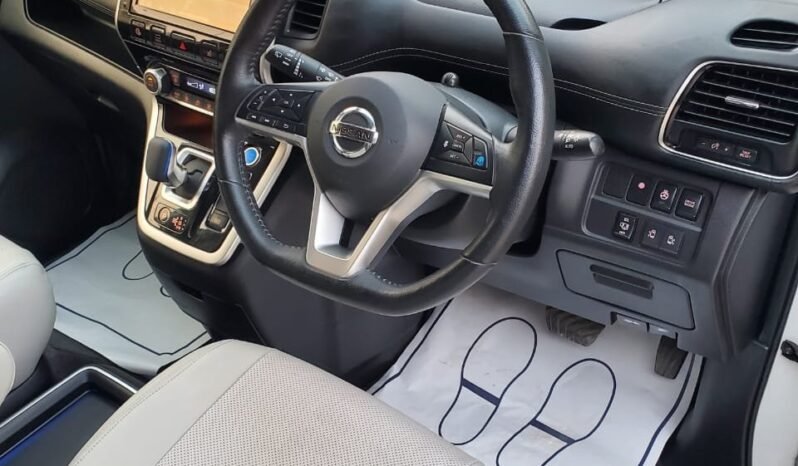 
								2019 NISSAN SERENA HIGHWAY STAR full									