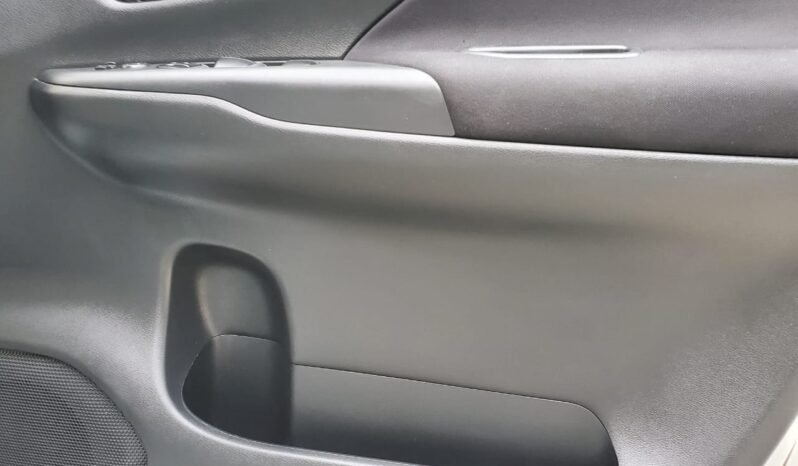 
								2019 NISSAN SERENA HIGHWAY STAR full									