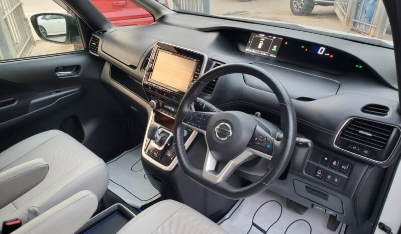 
								2019 NISSAN SERENA HIGHWAY STAR full									