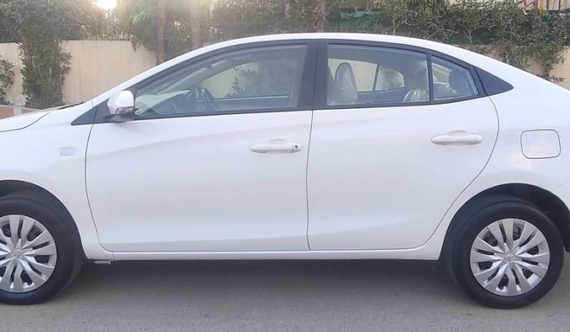 
								2022 TOYOTA YARIS GLI 1.3 CVT-i full									