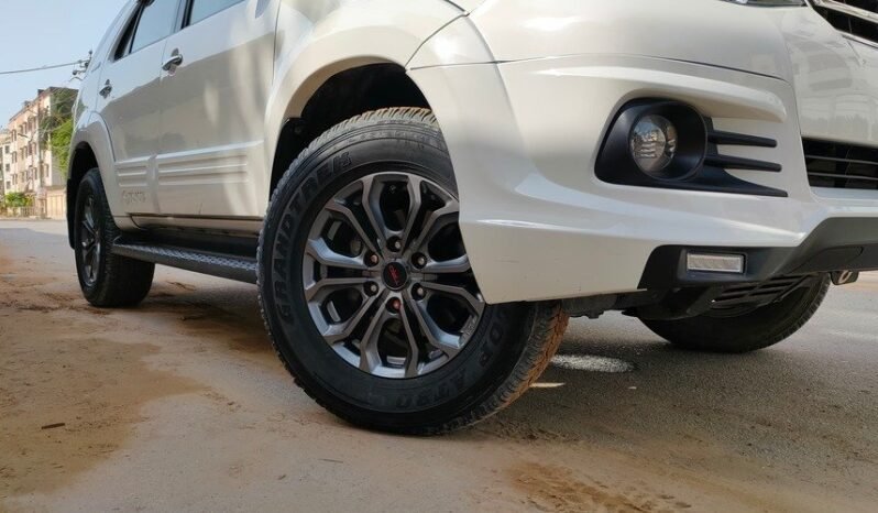 
								2016 TOYOTA FORTUNER V 2.7 PETROL full									