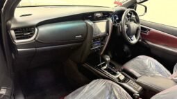 
										2025 TOYOTA FORTUNER LEGENDER 2.8 Σ4 full									