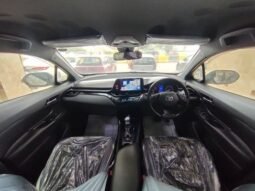 
										2017 TOYOTA C-HR (S LED) 1.8 HYBRID full									