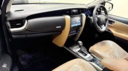 
										2019 TOYOTA FORTUNER V 2.7 PETROL full									