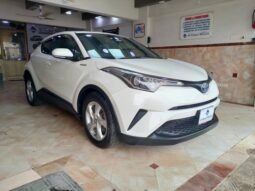 
										2017 TOYOTA C-HR (S LED) 1.8 HYBRID full									