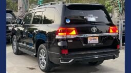 
										2016 TOYOTA LAND CRUISER AX full									