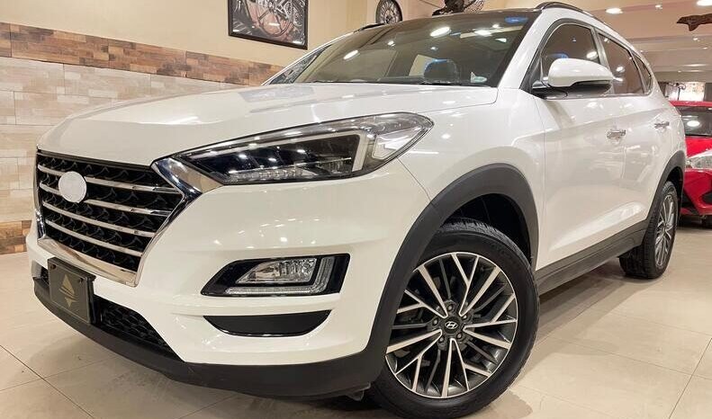 
								2021 HYUNDAI TUCSON 2.0 AWD full									
