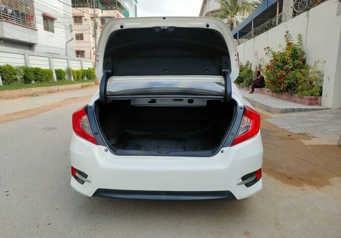 
								2020 HONDA CIVIC ORIEL 1.8 UG full									