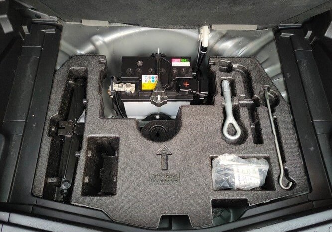 
								2018 NISSAN NOTE E POWER 1.2L HYBRID full									