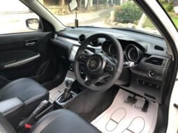 
										2022 SUZUKI SWIFT GLX CVT full									