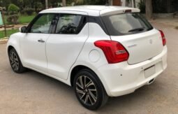 
										2022 SUZUKI SWIFT GLX CVT full									